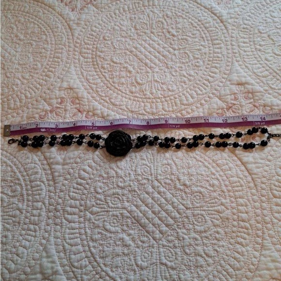Black Rose Beaded ChokerNecklace - Picture 6 of 6